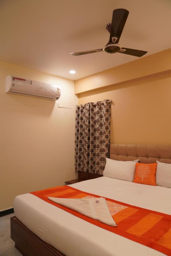 Hotel Durga Residency à Tirupati Extérieur photo